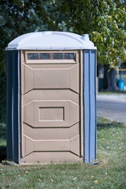 Portable Toilet Options We Offer in Melville, RI